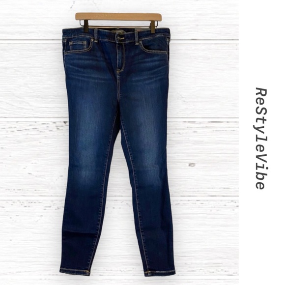 TORRID Women’s Size 18R Denim Jeans MidFit Super Skinny Stretch Soft NEW Mid - Picture 1 of 13
